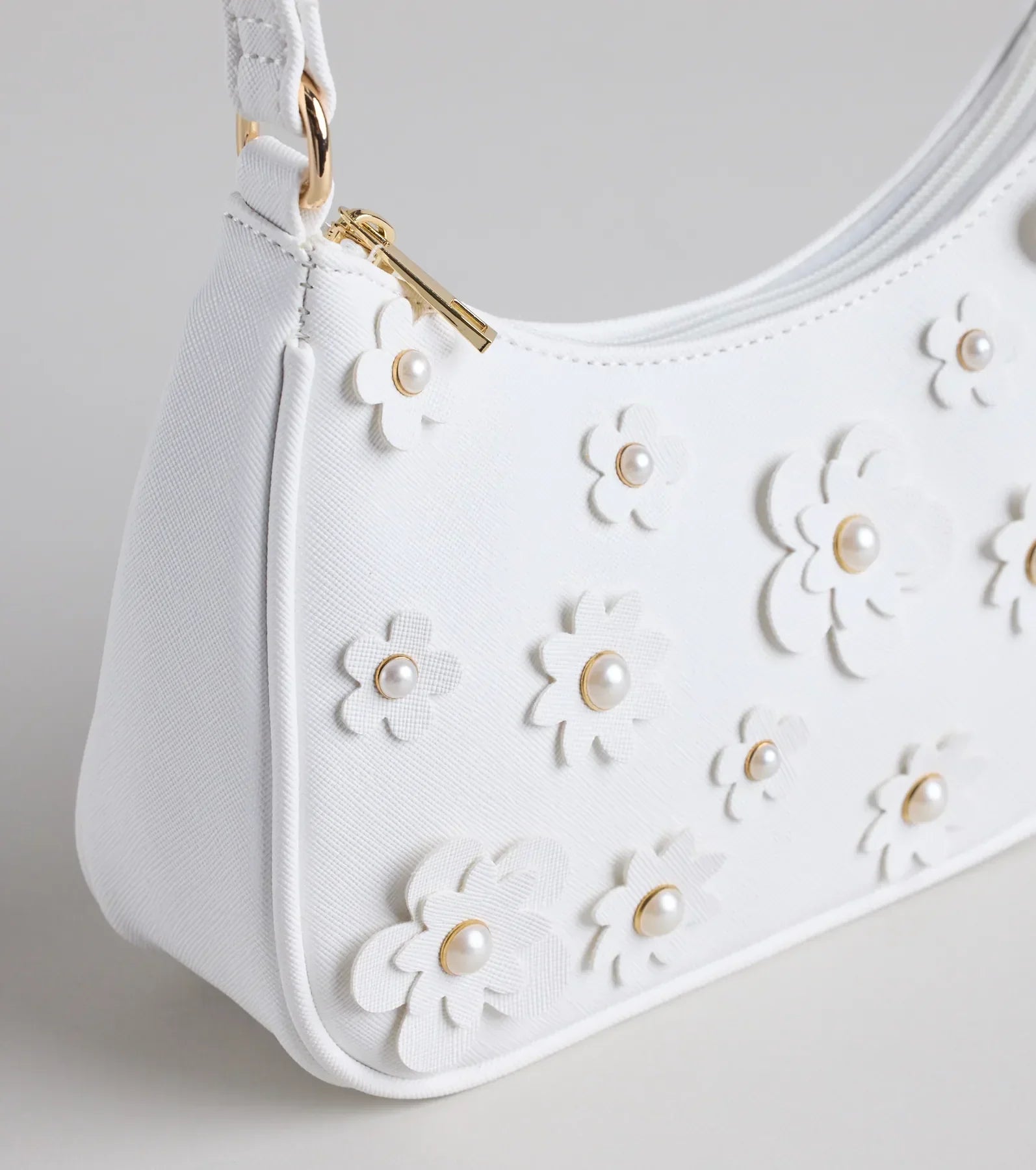 Polished Blooms Flower Pearl Shoulder Bag